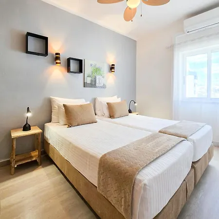 Rocha Sea View Bali Apartment